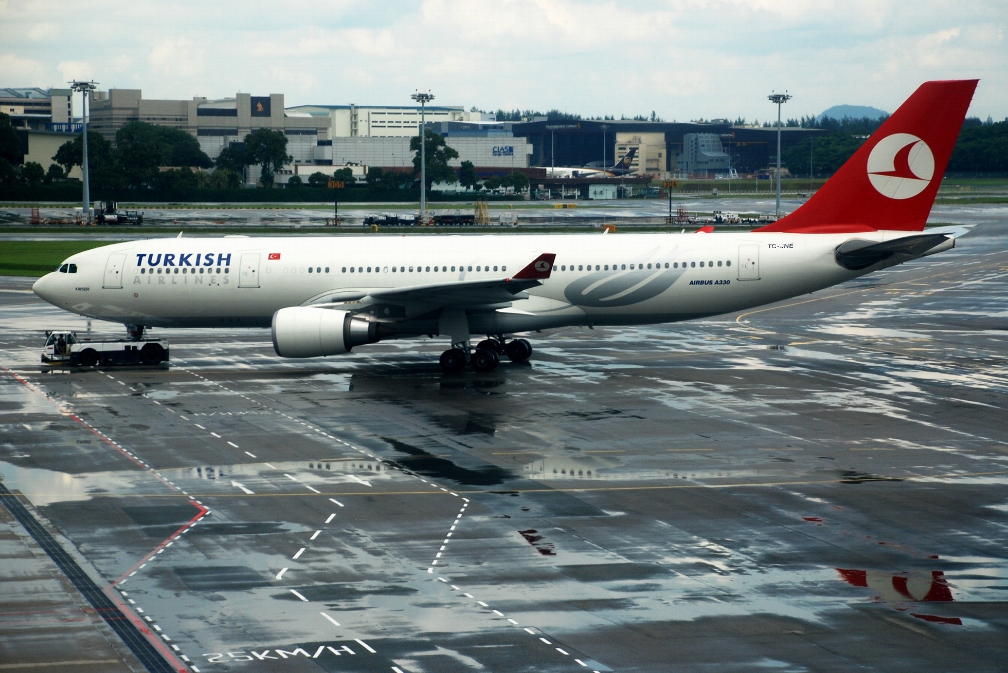 Un A330 de la compagnie Turkish Airlines avec 288 personnes est sorti